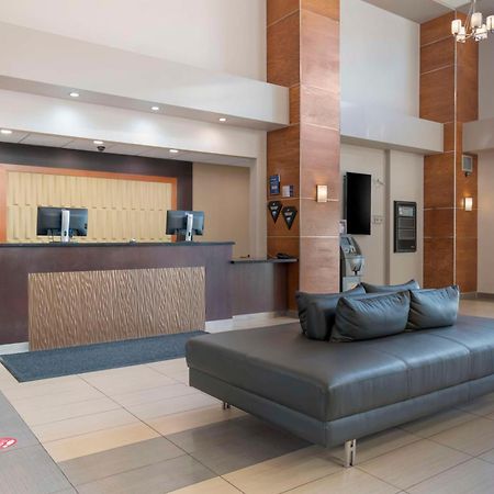 Best Western Plus Moose Jaw Esterno foto