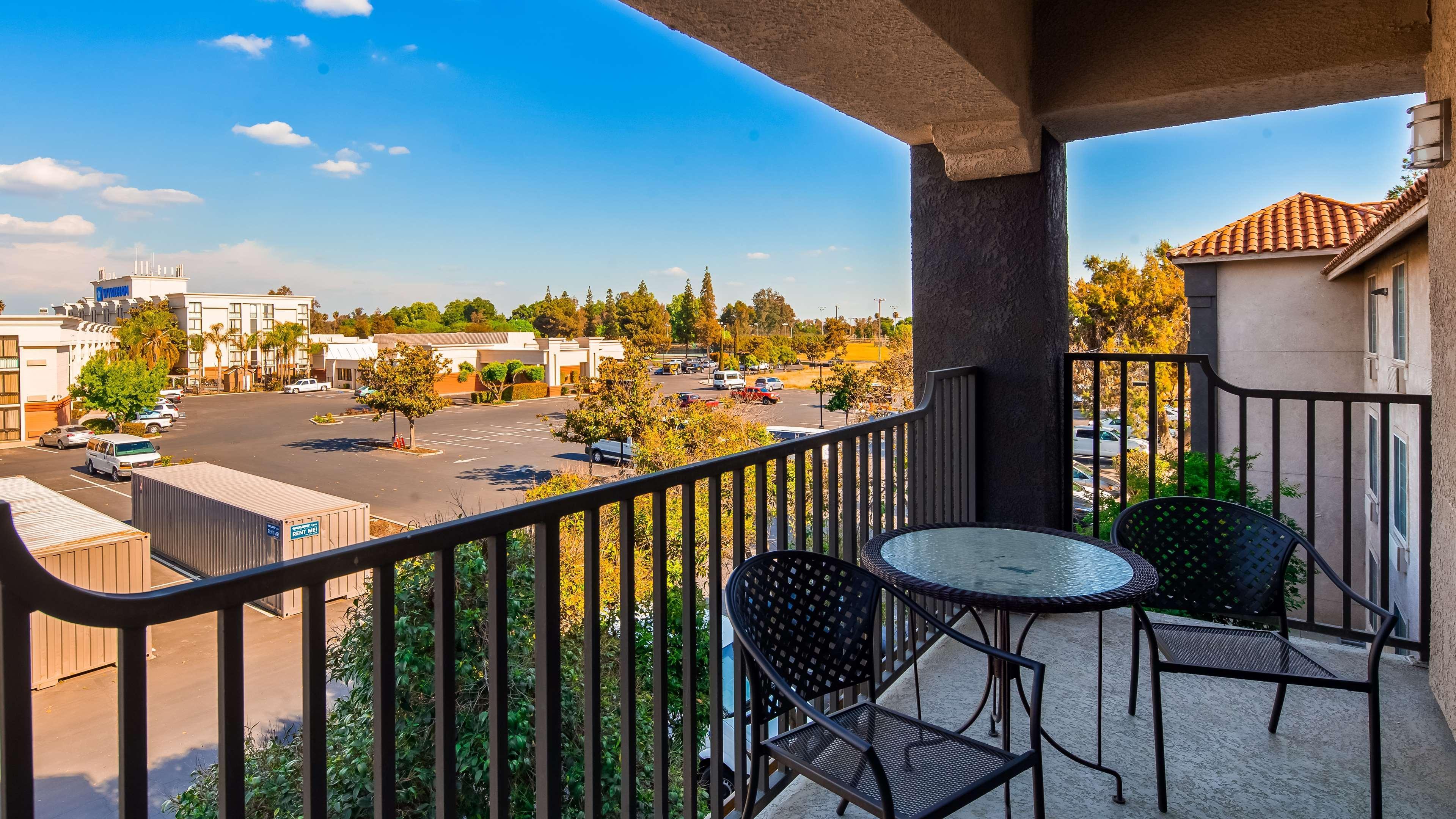 Best Western Plus Moose Jaw Esterno foto