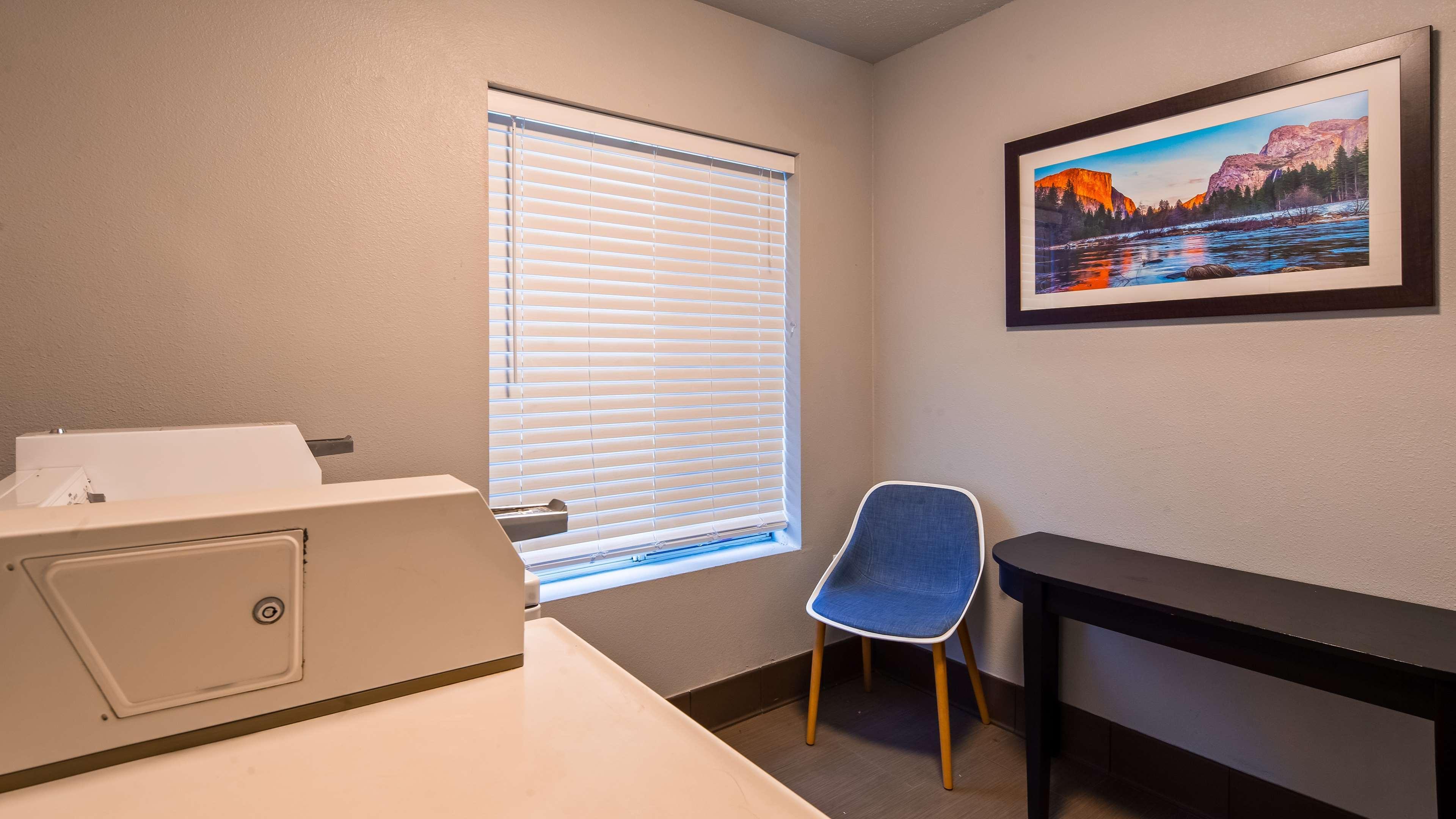 Best Western Plus Moose Jaw Esterno foto