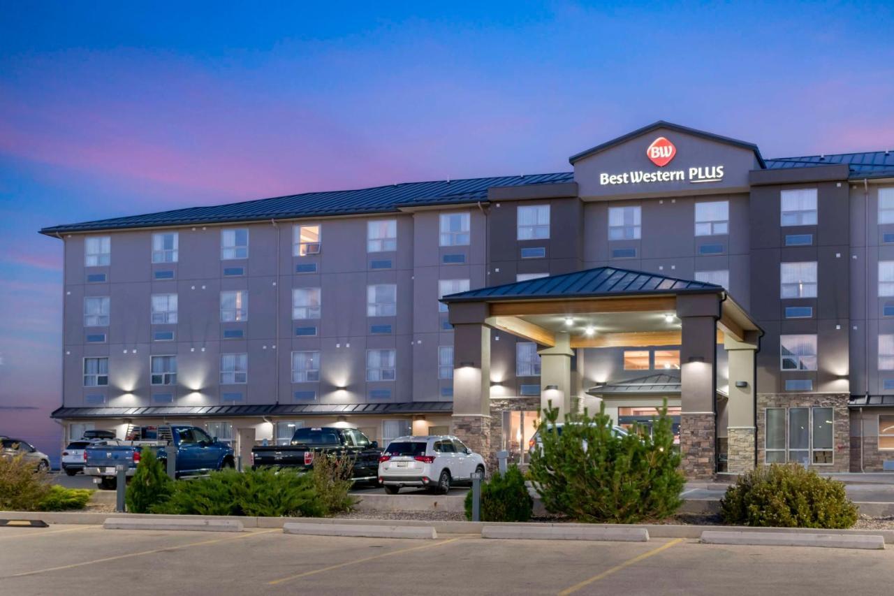 Best Western Plus Moose Jaw Esterno foto