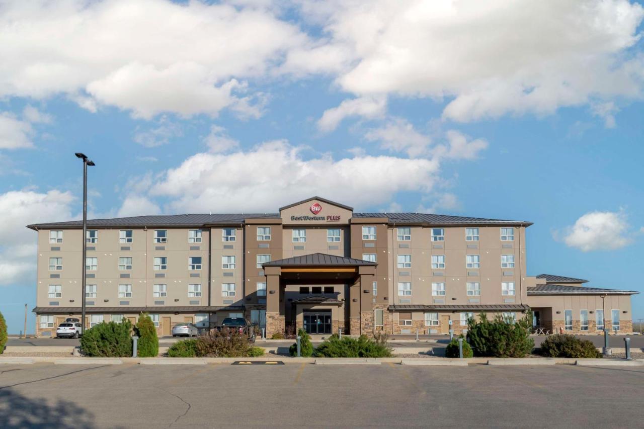 Best Western Plus Moose Jaw Esterno foto