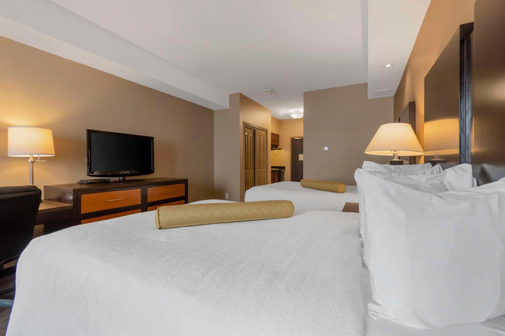 Best Western Plus Moose Jaw Esterno foto